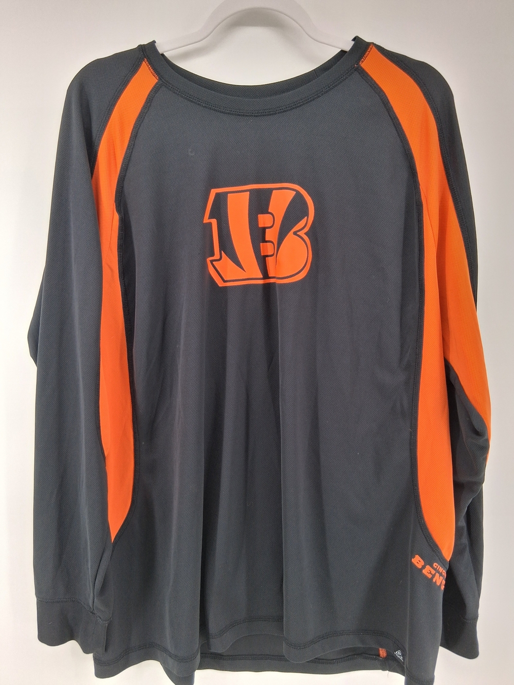 NFL Cincinnati Bengals Long Sleeve Pullover - Black & Orange